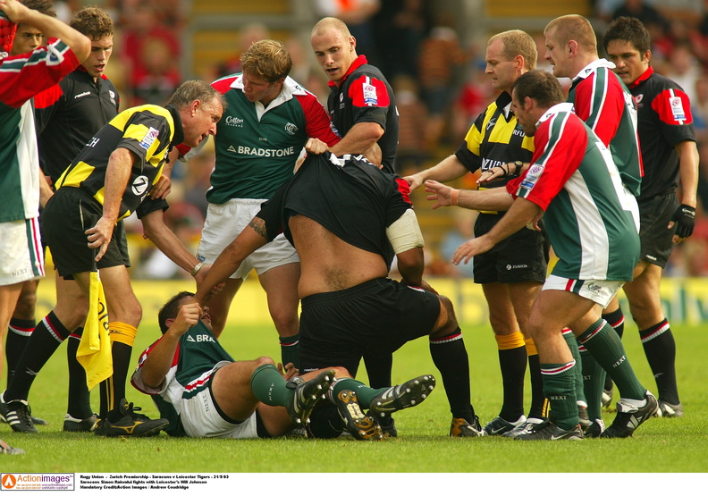 Will Johnson Saracens Leicester Tigers 21 9 2003